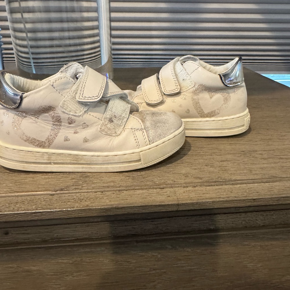 FALCOTTO Kids White and Silver Shoes